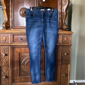 Bobson made in Japan blue high rise skinny jeans.